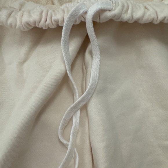 Daily Drills Sand sweatshorts - Picture 4 of 7